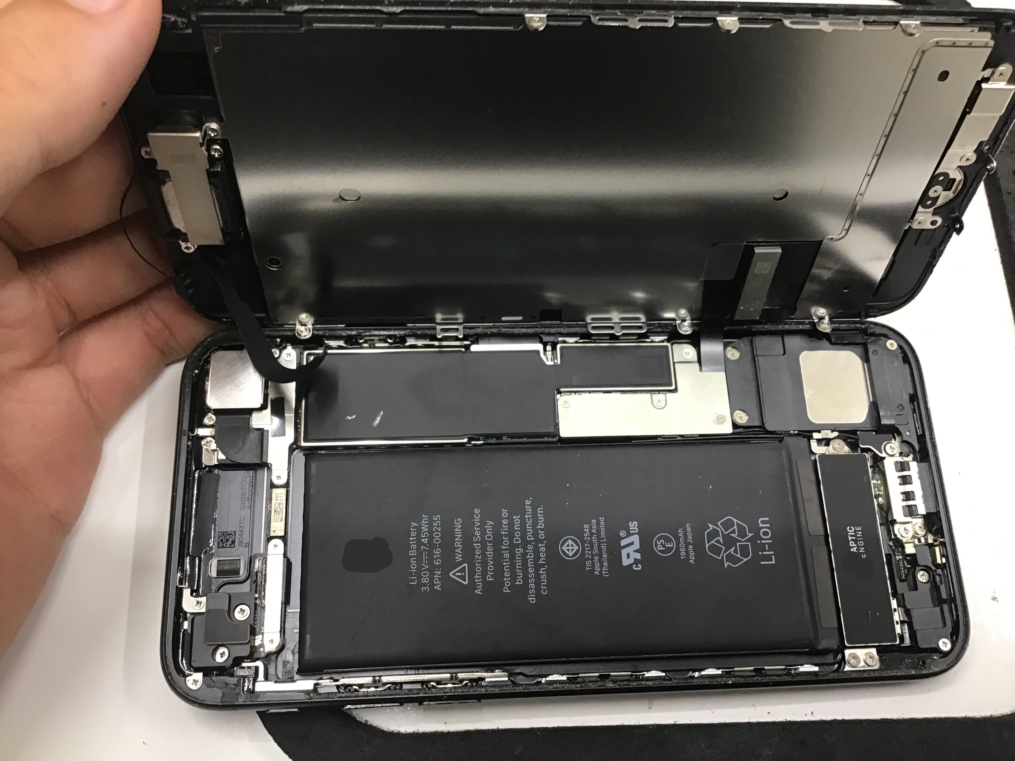 修理　データをそのまま・最短即日修理のスマホ修理工房八王子オクトーレ店にご相談ください！