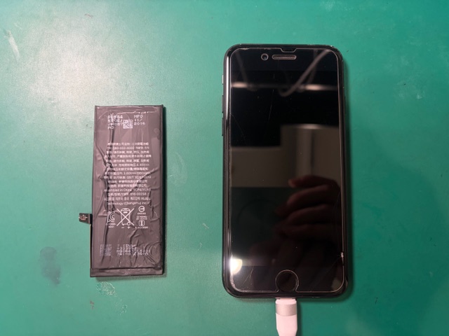 神戸市からお越しのお客様よりiPhone7のバッテリー交換をご依頼いただきました！