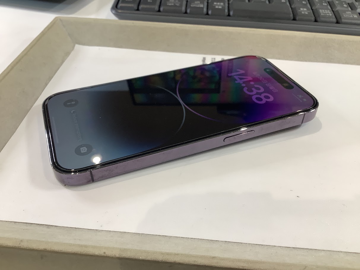 iPhone13ProMaxの画面交換ならデータをそのまま・最短即日修理のスマホ修理工房中野ブロードウェイ店へ