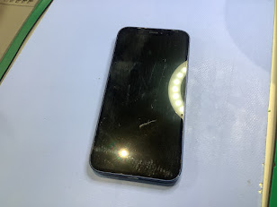 iPhone12miniのバッテリー交換ならデータをそのまま・最短即日修理のスマホ修理工房二俣川店へ