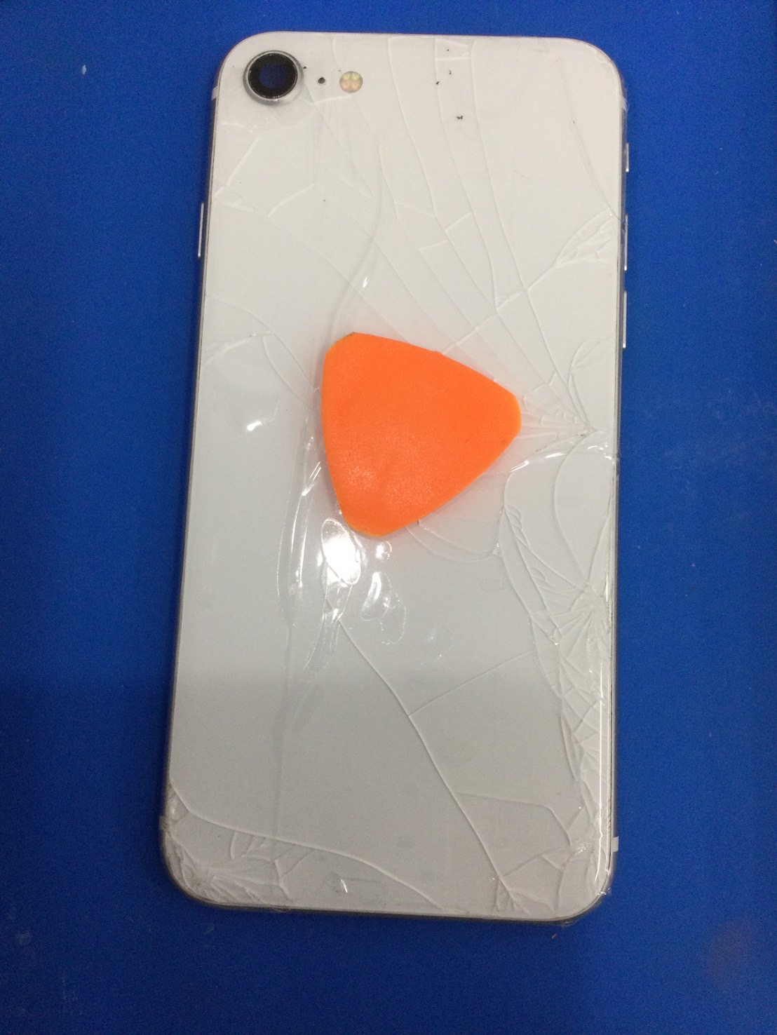 iPhoneSE2のバックパネル交換を承りました！- スマホ修理工房和光駅前店 -