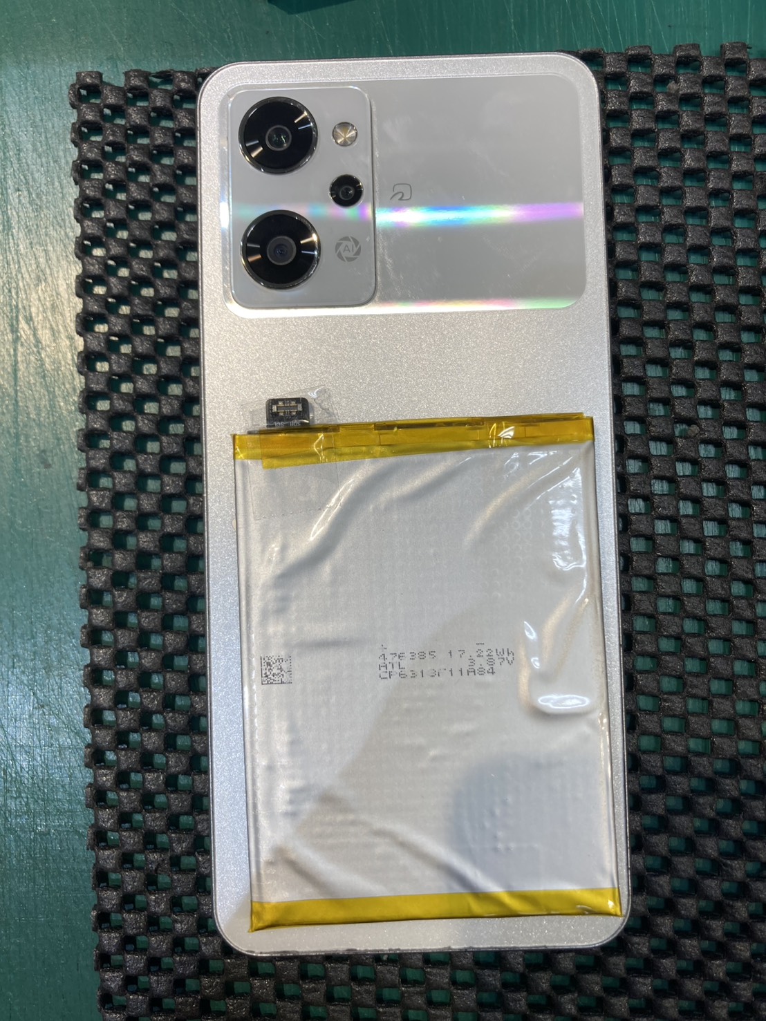 OPPO Reno9Aのバッテリー交換を承りました！-スマホ修理工房浦和パルコ店-
