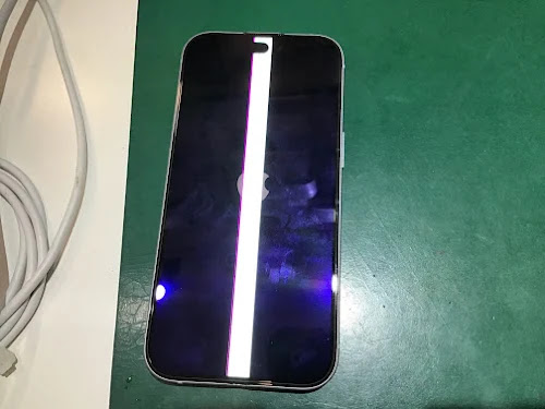 iPhone 15の画面表示トラブルも解決！美しいDynamic Islandを蘇らせる精密修理工程