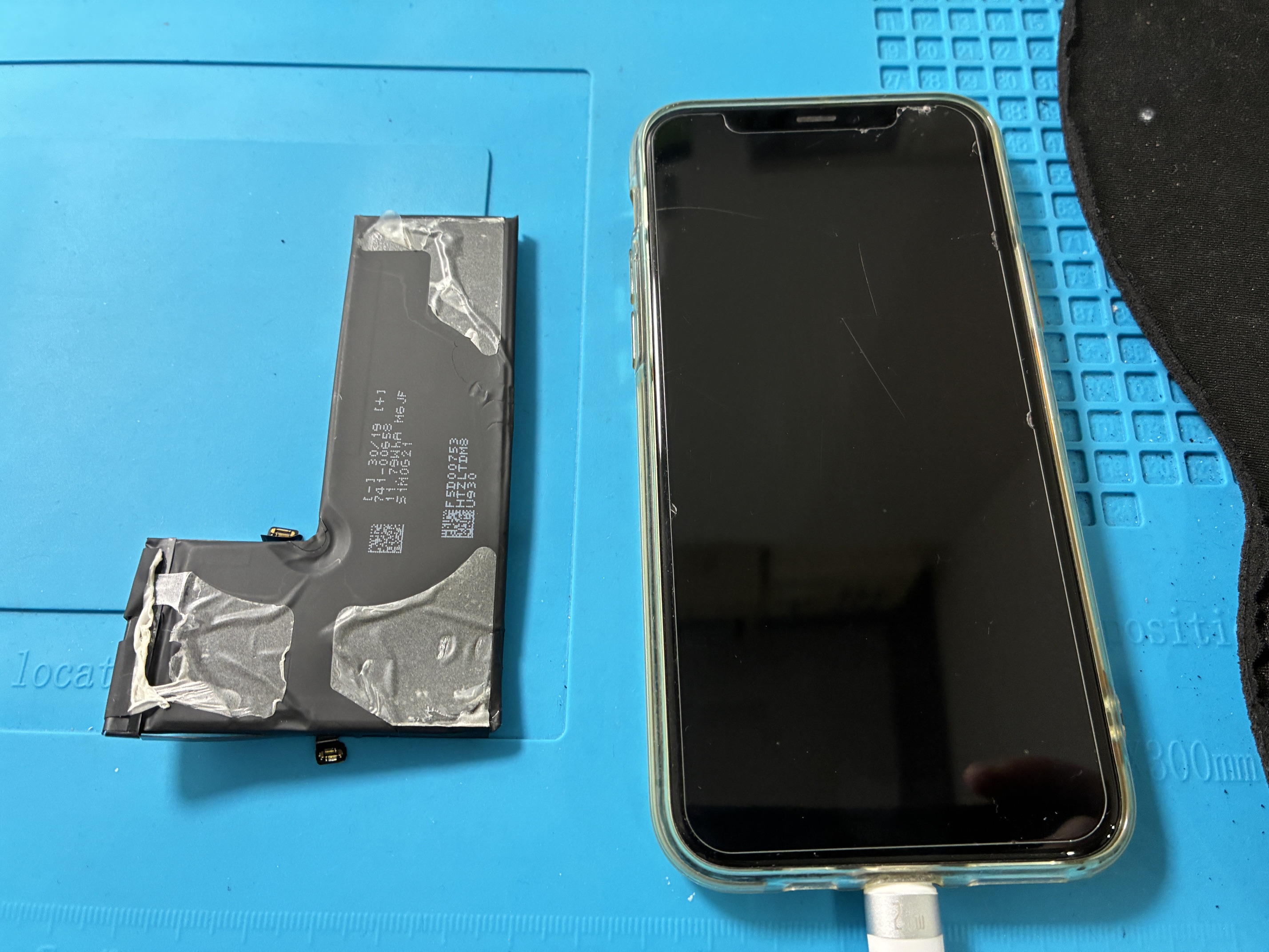 神奈川県からお越しのお客様よりiPhone11Proのバッテリー交換をご依頼いただきました！