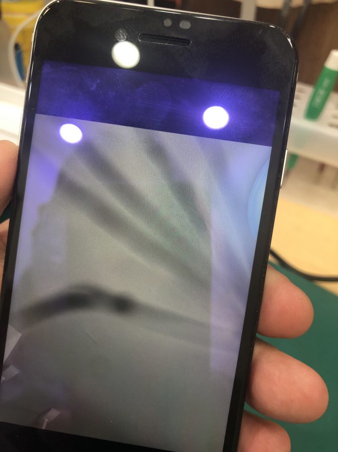 iPhoneSE2のリアカメラが落としてないのに壊れてしまった！　【iPhone修理工房テラスモール湘南店】