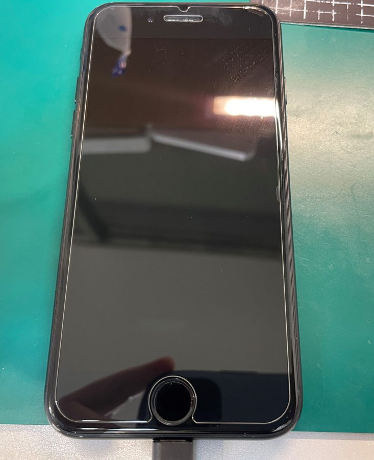 iphoneSE2(アイフォンSE2)の液晶破損・タッチ不良も【スマホ修理工房房ココリア多摩センター店】なら即日修理！