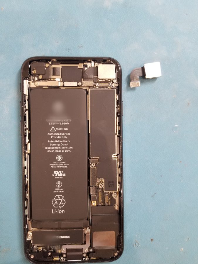 【即日で直したい方必見】iPhone 8(アイフォンエイト)のアウトカメラが使えなくなってしまった