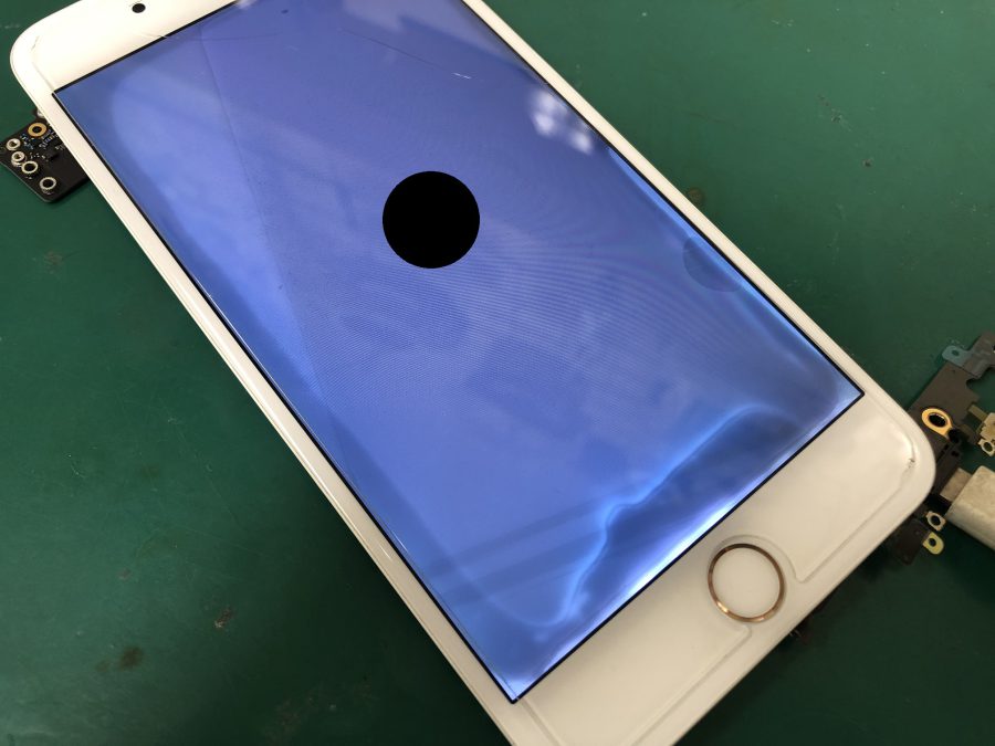 iPhone8P 水没復旧のご依頼を頂きました。【スマホ修理工房西大島店】