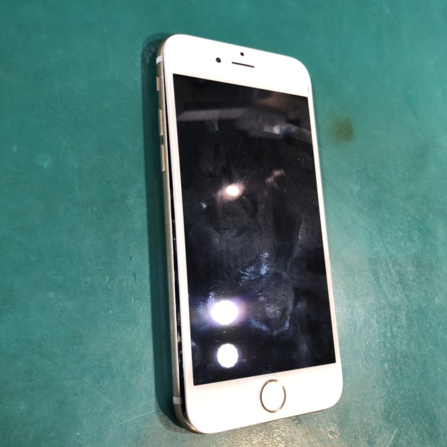 iPhone6S（アイフォン）バッテリー膨張修理！「スマホ修理工房ココリア多摩センター店」