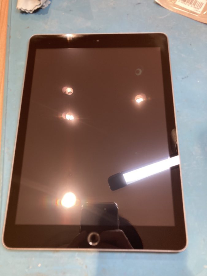 落として割れてしまったiPad6（アイパッドシックス）宮城県で即日修理するなら【スマホ修理工房　仙台PARCO２店】