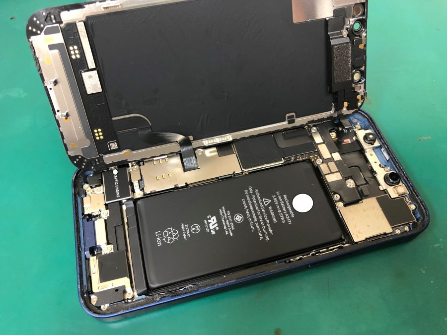 iPhone12mini水没修理致します。江東区でアイフォン修理なら【スマホ修理工房西大島店】へ！