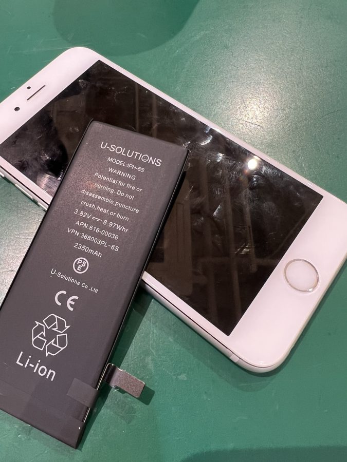 充電の減りが早いiPhone6Sでお悩みの方はiPhone修理工房水戸オーパ店へ！！即日対応可能です！！