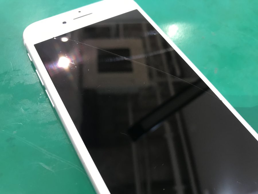 iPhone7(アイフォン)のガラス割れ修理はスマホ修理工房水戸OPA店にお任せください！