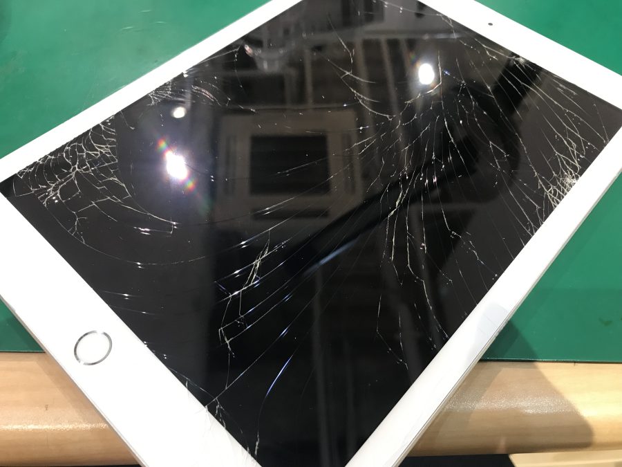 iPad5(アイパッド)のガラス割れ修理ならスマホ修理工房水戸OPA店にお任せください！