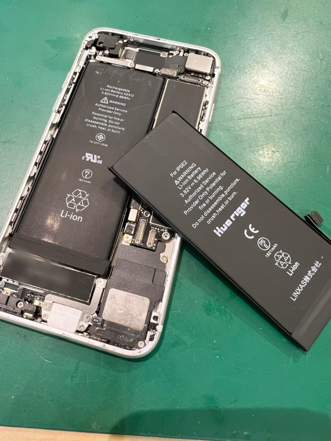 充電の減りが早くて。。。iPhoneSE2(アイフォン)のバッテリー交換修理ならiPhone修理工房水戸オーパ店へ！！