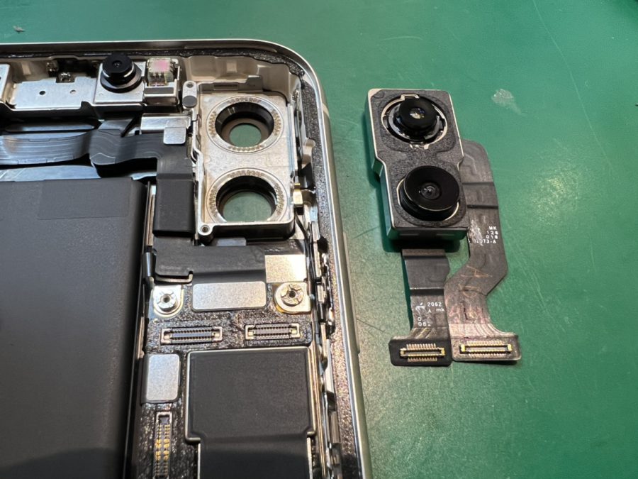 Phone11(アイフォン)のアウトカメラ交換ならスマホ修理工房水戸オーパ店にお任せください！