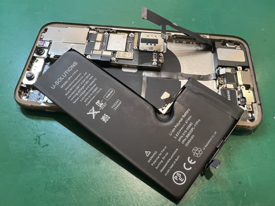 iPhone11Pro(アイフォン)の電池交換ならiPhone修理工房水戸オーパ店にお任せください！
