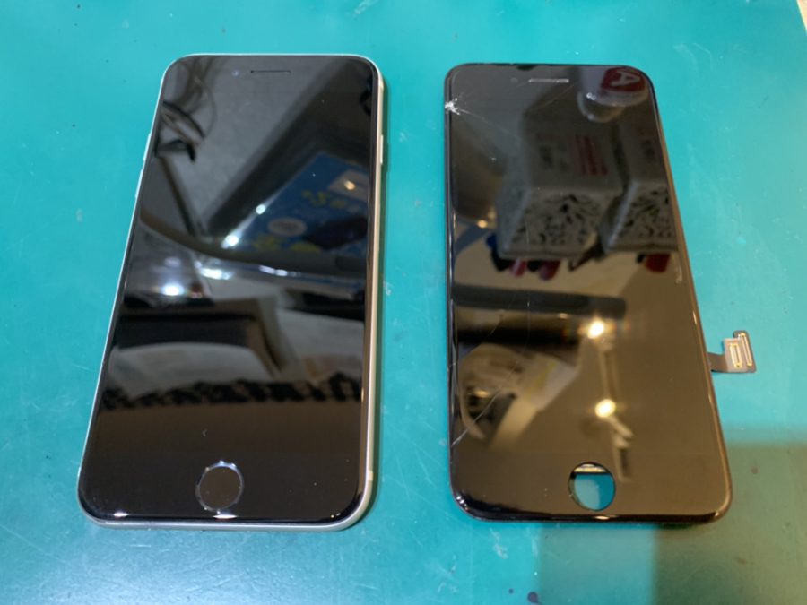 iPhoneSE2（アイフォンSE2）の画面が割れてしまったら、スマホ修理工房新宿PePe店で交換しませんか？