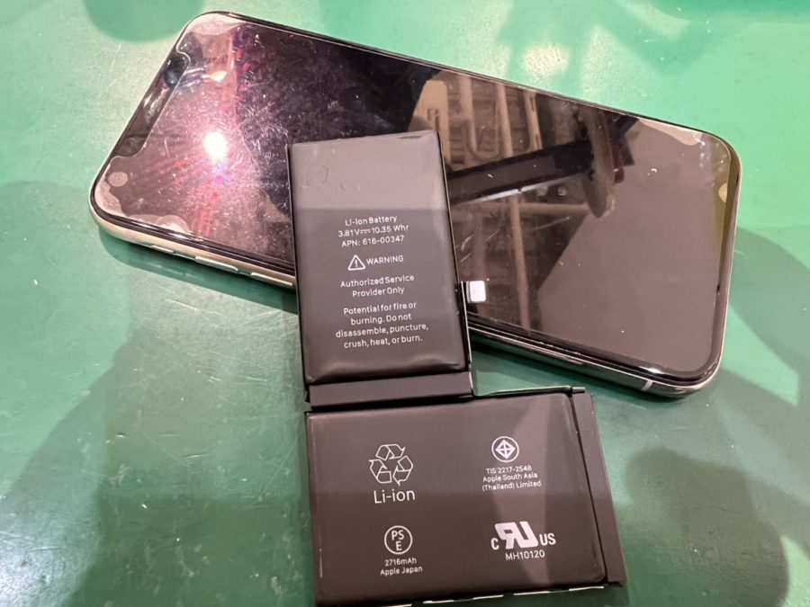 iPhoneX(アイフォン)の充電の減りが早くて。。。その悩みスマホ修理工房水戸オーパ店が解決いたします！！
