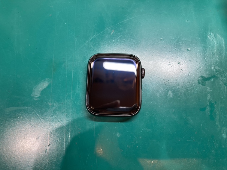 AppleWatch(アップルウォッチ)の画面交換ならスマホ修理工房新宿PePe店へご相談を‼