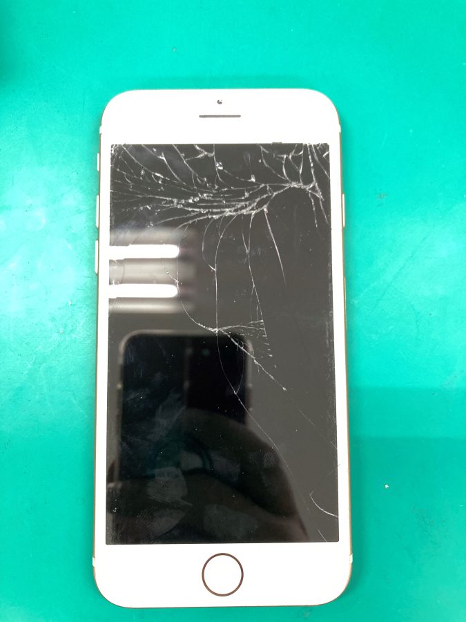 iPhone8画面破損
