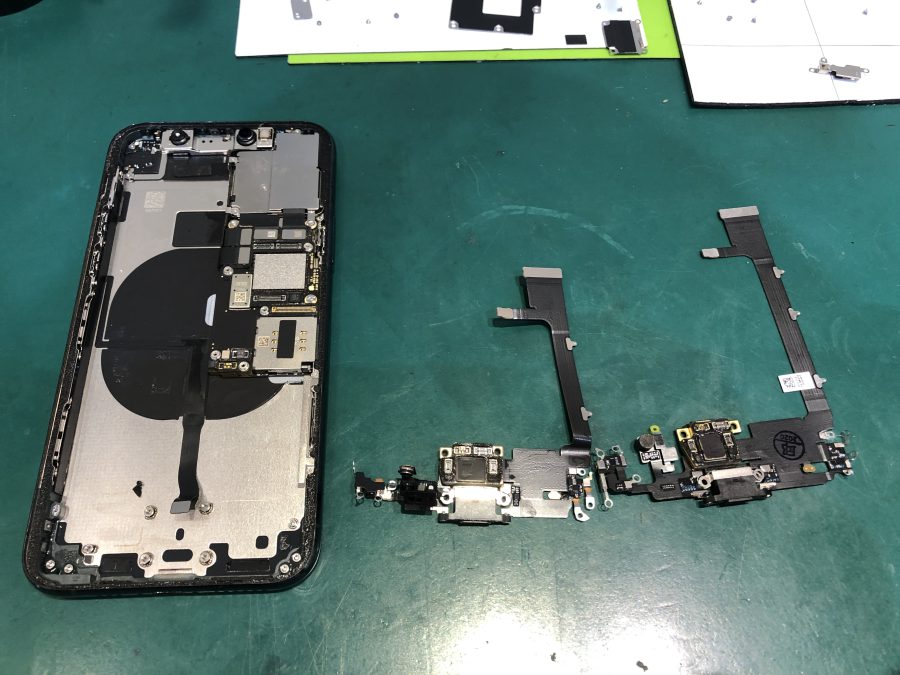 iPhone11P 充電コネクター交換！江東区西大島のスマホ修理店 【スマホ修理工房西大島】