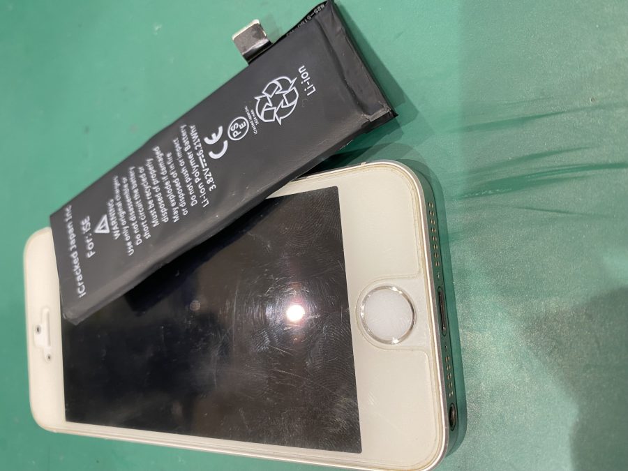 持ちが悪いのが気になるiPhoneSE（アイフォンエスイー）修理をしてみると…【スマホ修理工房　仙台PARCO２店】