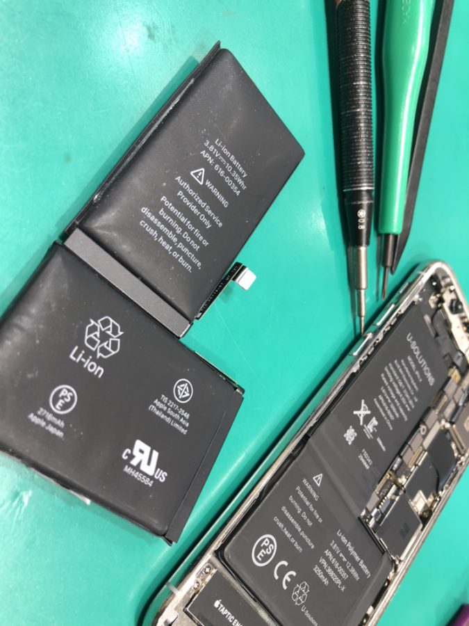 バッテリー膨張してしまったiPhone(アイフォン)Xの修理を行いました！【スマホ修理工房イオンモール松本店】