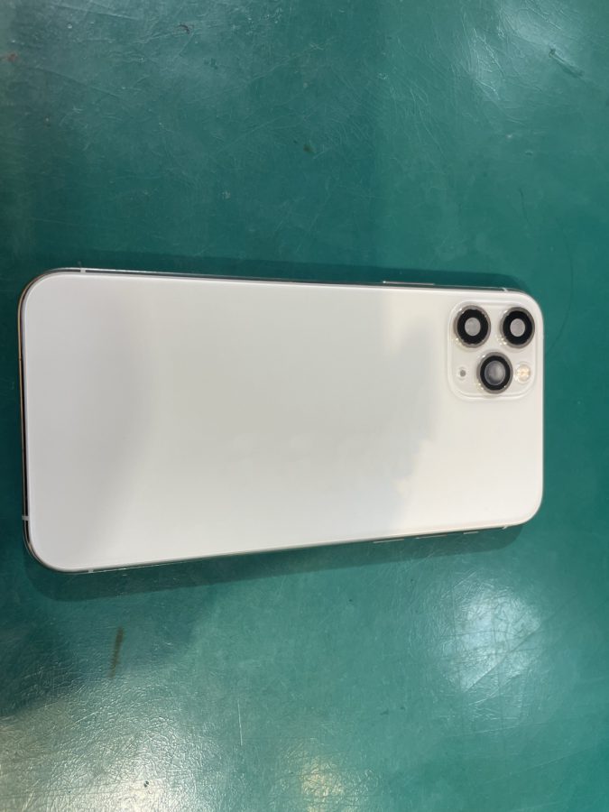 iPhone11Pro(アイフォン)をお風呂に落としてしまってもスマホ修理工房池袋P'パルコ店で修理可能です！