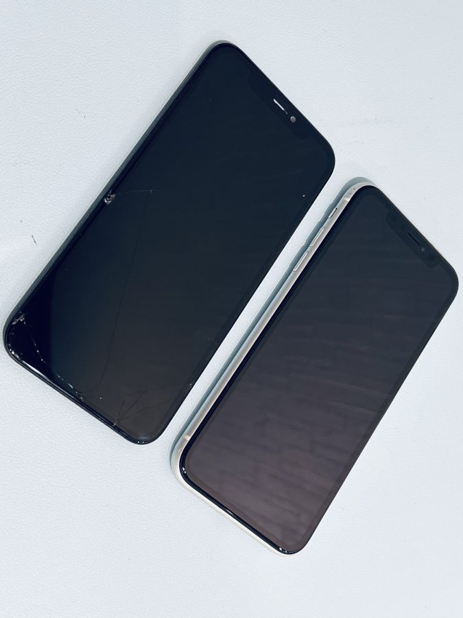 ガラスが割れてしまった！iPhoneXR(アイフォン)の画面交換修理ならiPhone修理工房水戸オーパ店へ！！即日対応可能です！