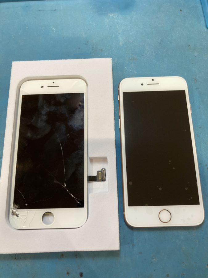 画面が割れちゃった…そんなiPhone8(アイフォンエイト)即日修理できます！【スマホ修理工房　仙台PARCO２店】