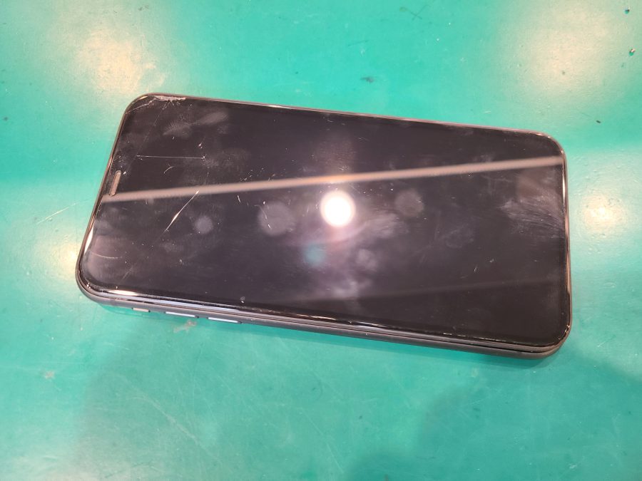iPhoneXR(アイフォン)のバッテリー交換はスマホ修理工房ペリエ千葉店へ！