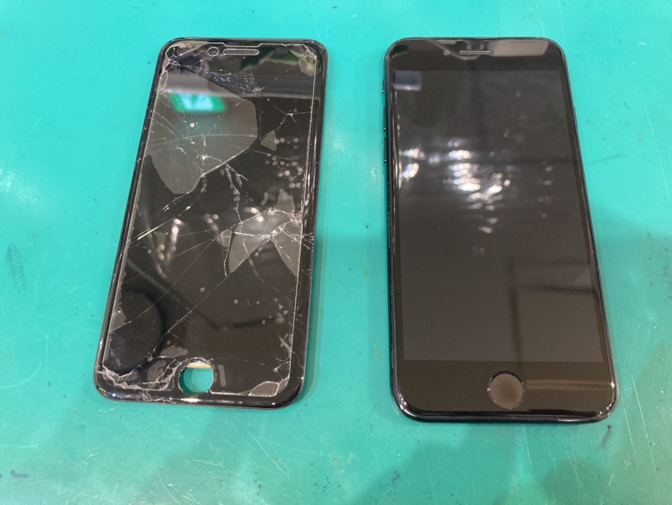 iPhone SE(2020年モデル)の画面交換なら最短30分で修理完了！【スマホ修理工房新宿PePe店】