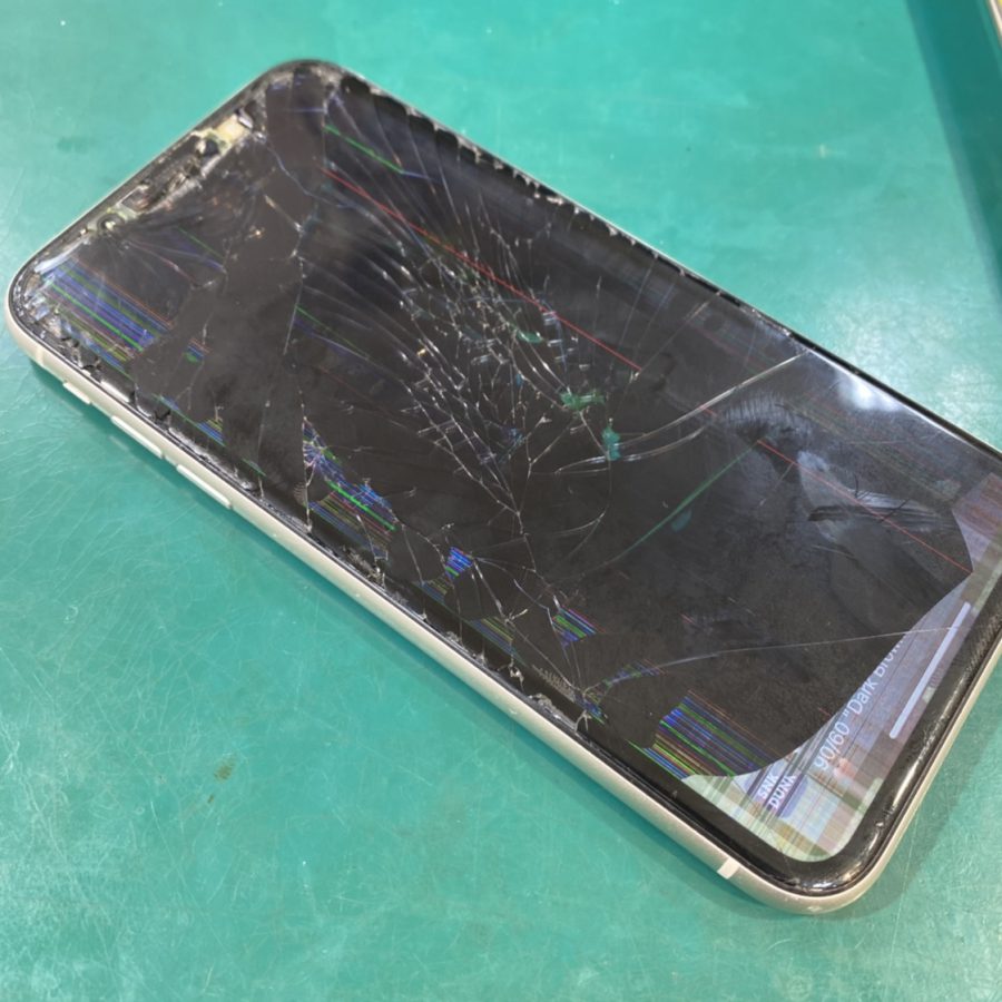 iPhone11（アイフォン11）フロントパネル交換修理【スマホ修理工房ココリア多摩センター店】