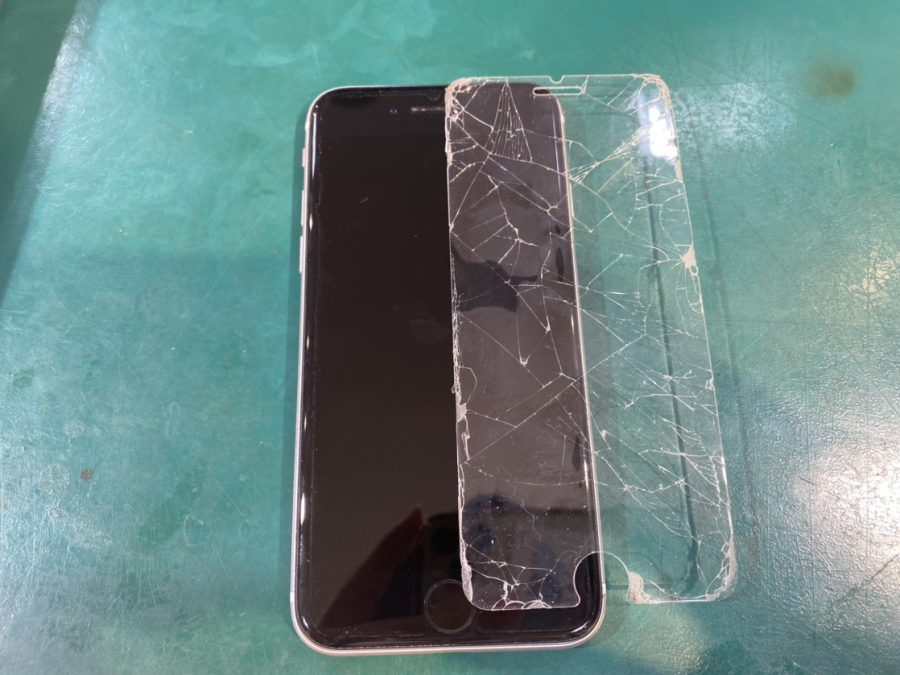 iPhoneSE 第二世代（アイフォンエスイー2）起動不可　画面交換修理【スマホ修理工房ココリア多摩センター店】