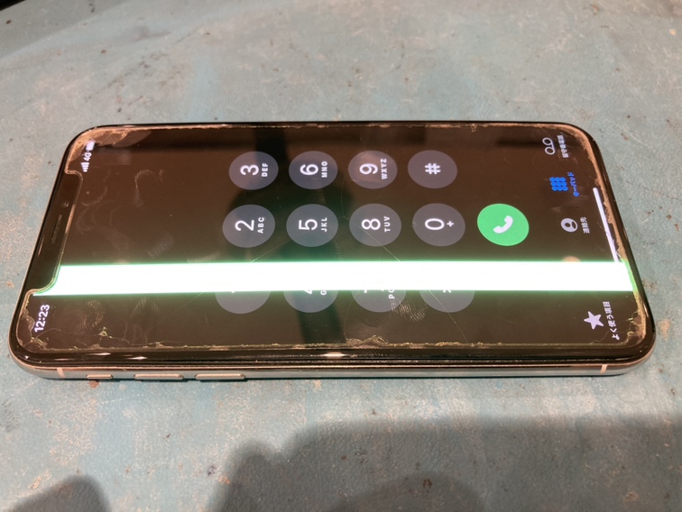 液晶に線があるiPhoneX(アイフォンテン)修理を行いました!【スマホ修理工房　仙台PARCO２店】