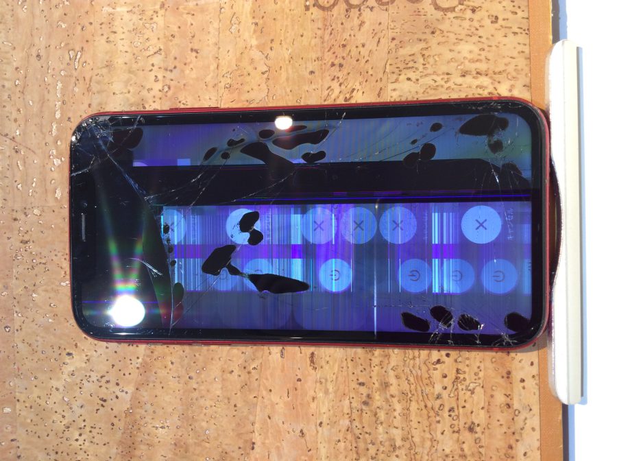 iPhoneXRを端末を落としてしまい操作ができない状態に…(:_;)そんなときはスマホ修理工房 広島パルコ新館店へ！