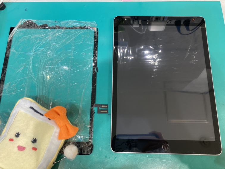 iPad9(アイパッド/第9世代)のガラス交換させて頂きました！iPad修理随時承っております?【スマホ修理工房新宿PeP
