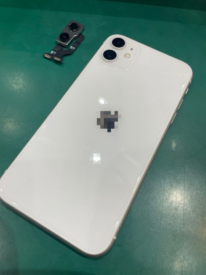 iPhone11(アイフォン)のカメラの様子がおかしい…そんな時は「スマホ修理工房池袋P’パルコ店」へ！
