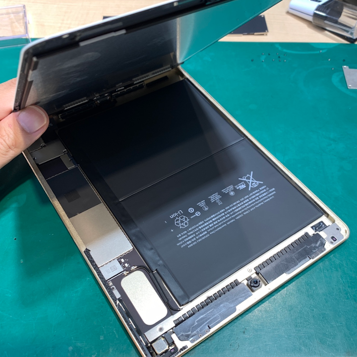 iPadAir2（アイパッドエア2）バッテリー交換　【スマホ修理工房多摩センター店】
