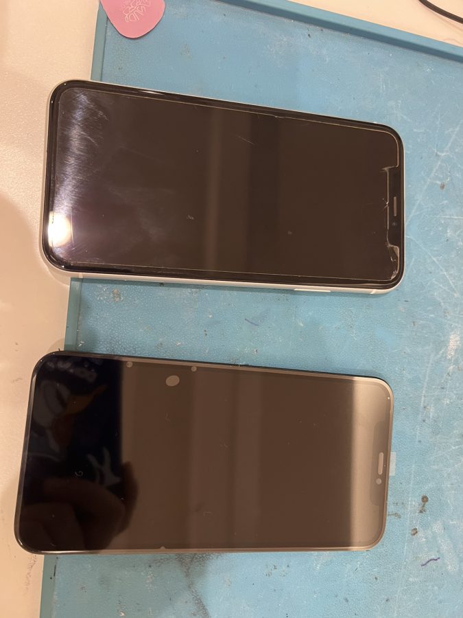 30分程度でiPhoneXR（アイフォンXR）の画面修理！即日対応致します！