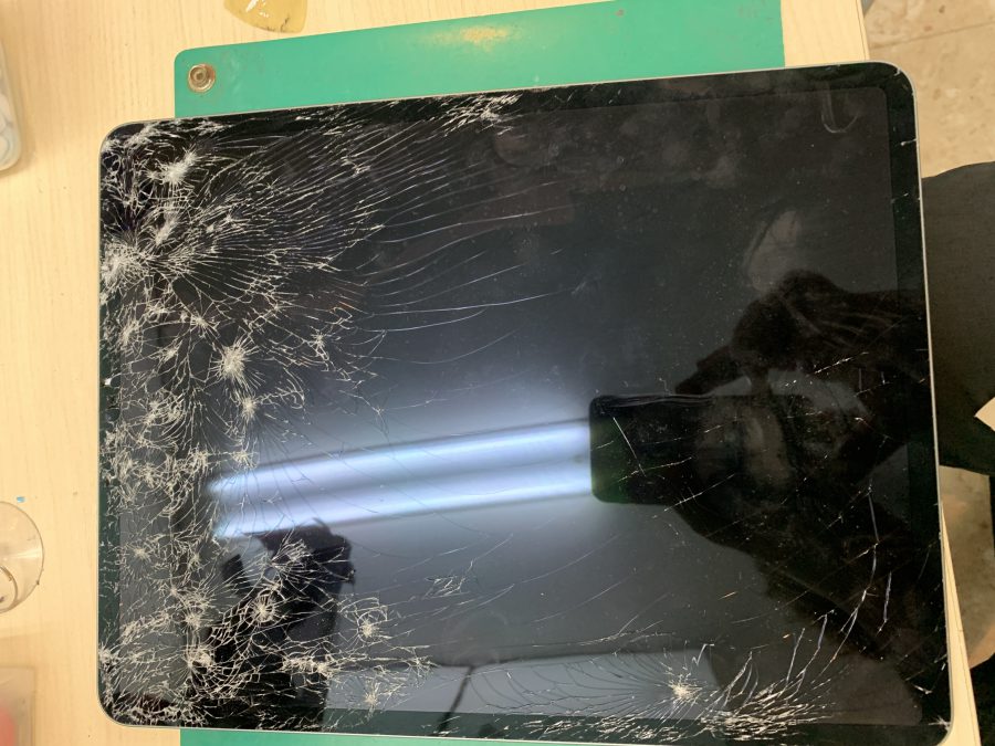 iPad Pro 12.9インチ 画面割れ修理しました！！