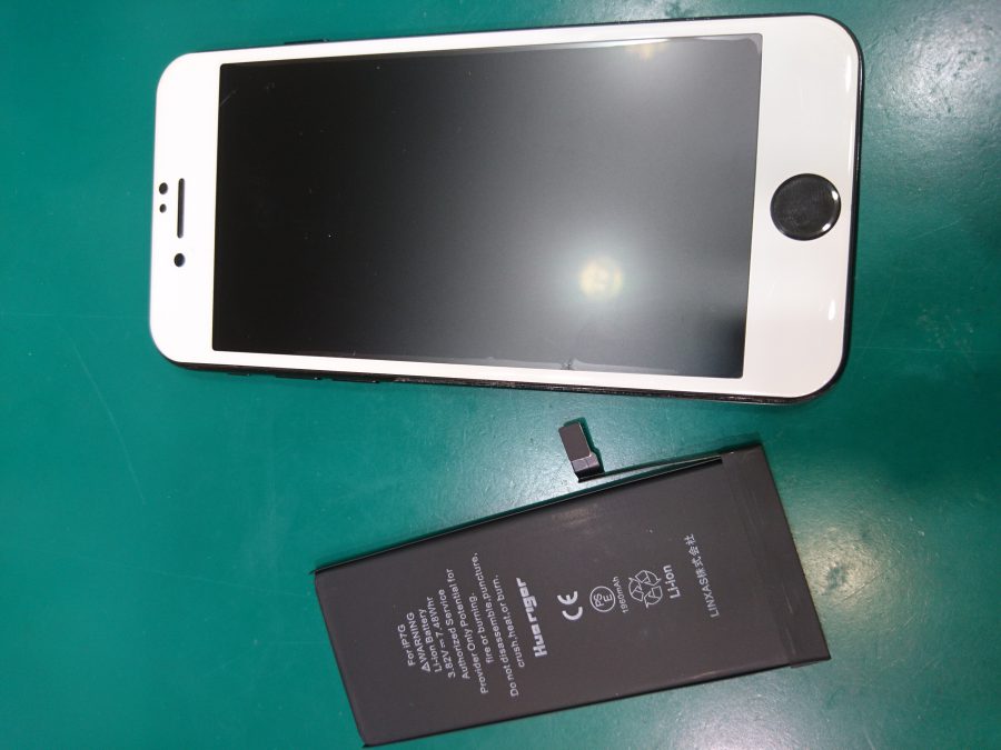 藤沢市からお越しのお客様より、減りの早くなったiPhone7(アイフォン7)のバッテリー交換でお持ち込みいただきました！