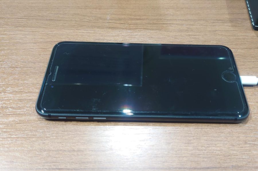 消耗が激しくなったバッテリーを交換!仙台市からお越しのiPhone8Plus(アイフォンエイトプラス)のバッテリー修理を行いまし