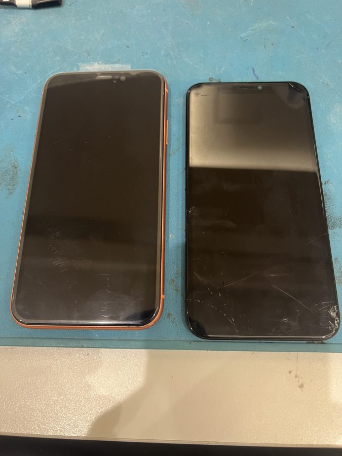 iPhoneXR(アイフォンXR)の背面パネルの交換もやってます！即日修理
