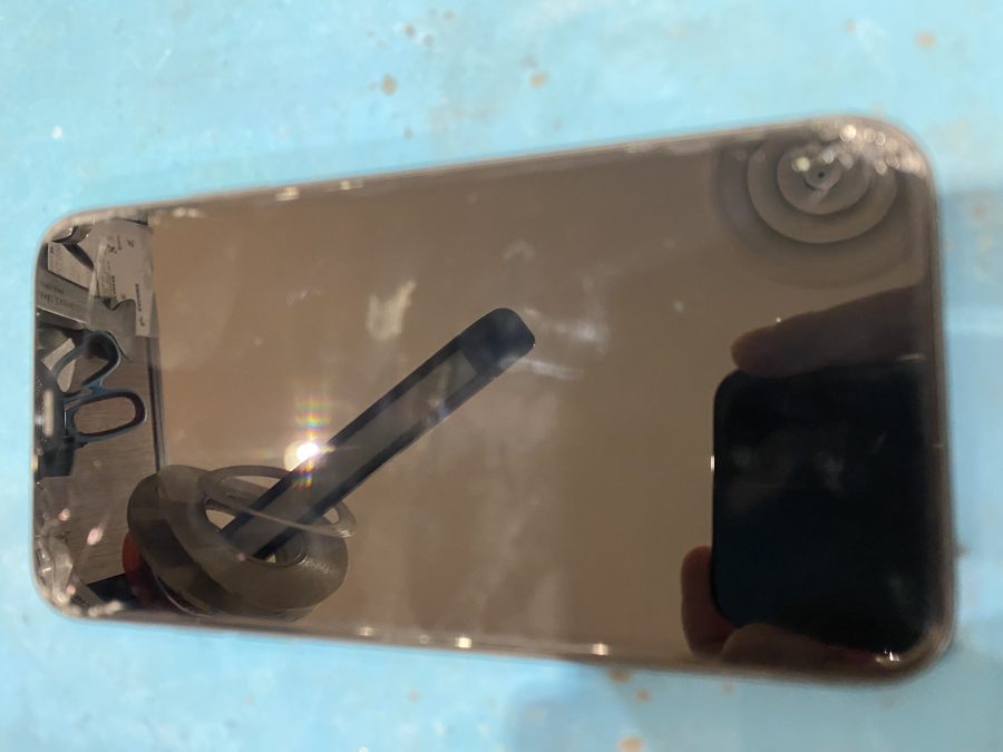タッチが効かないiPhone11（アイフォンイレブン）パネル交換で即日修理!【スマホ修理工房　仙台PARCO２店】