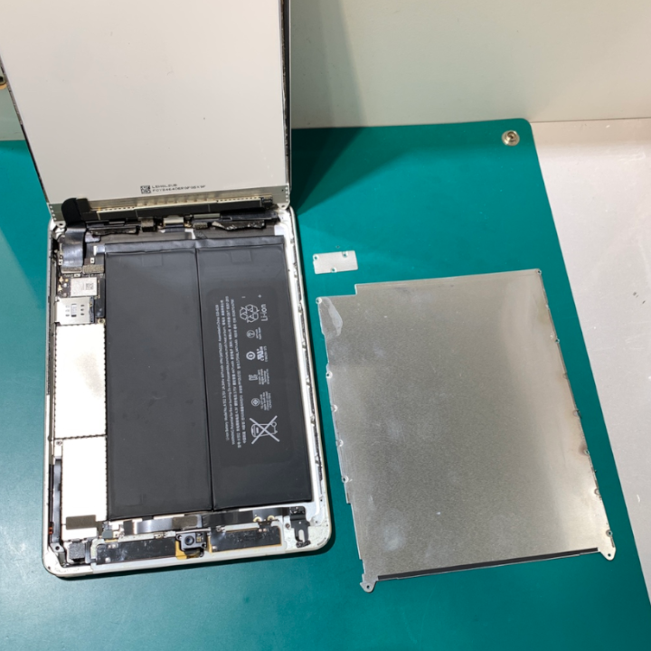 結構古くても対応可能！iPadmini2(アイパッドミニ2）バッテリー交換【スマホ修理工房ココリア多摩センター店】