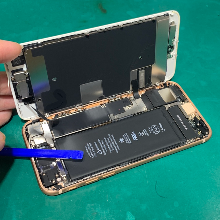 電池もちが悪い時には交換で快適に！iPhone8（アイフォン8）バッテリー交換　【スマホ修理工房多摩センター店】