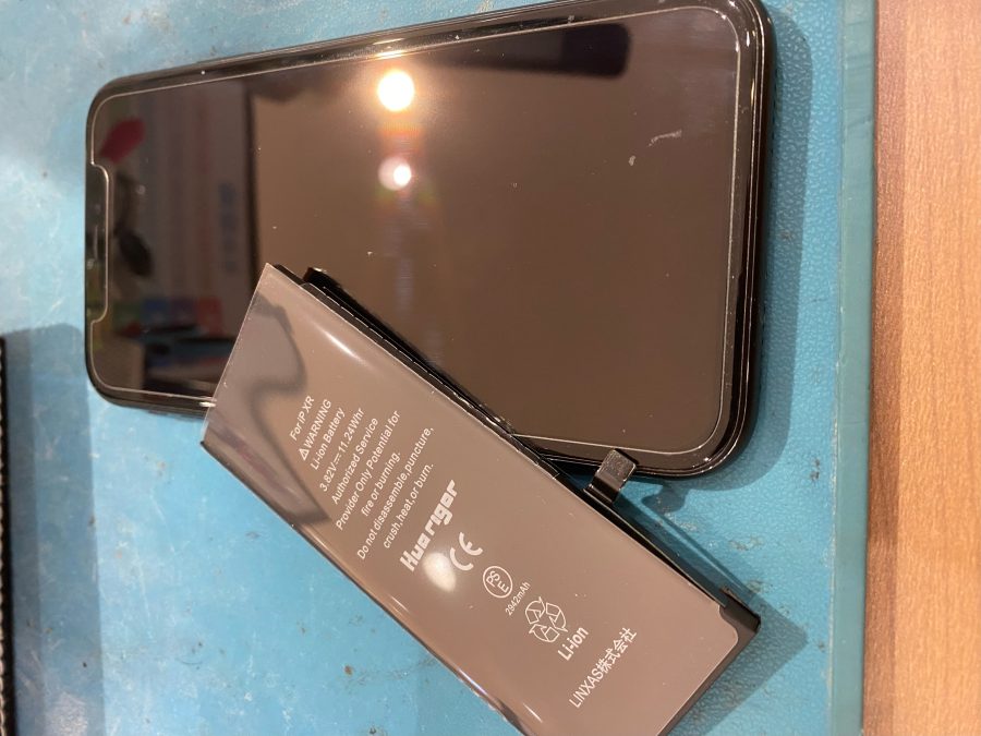 仙台市よりお越しのお客様よりiPhoneXR（アイフォン）のバッテリー交換承りました！