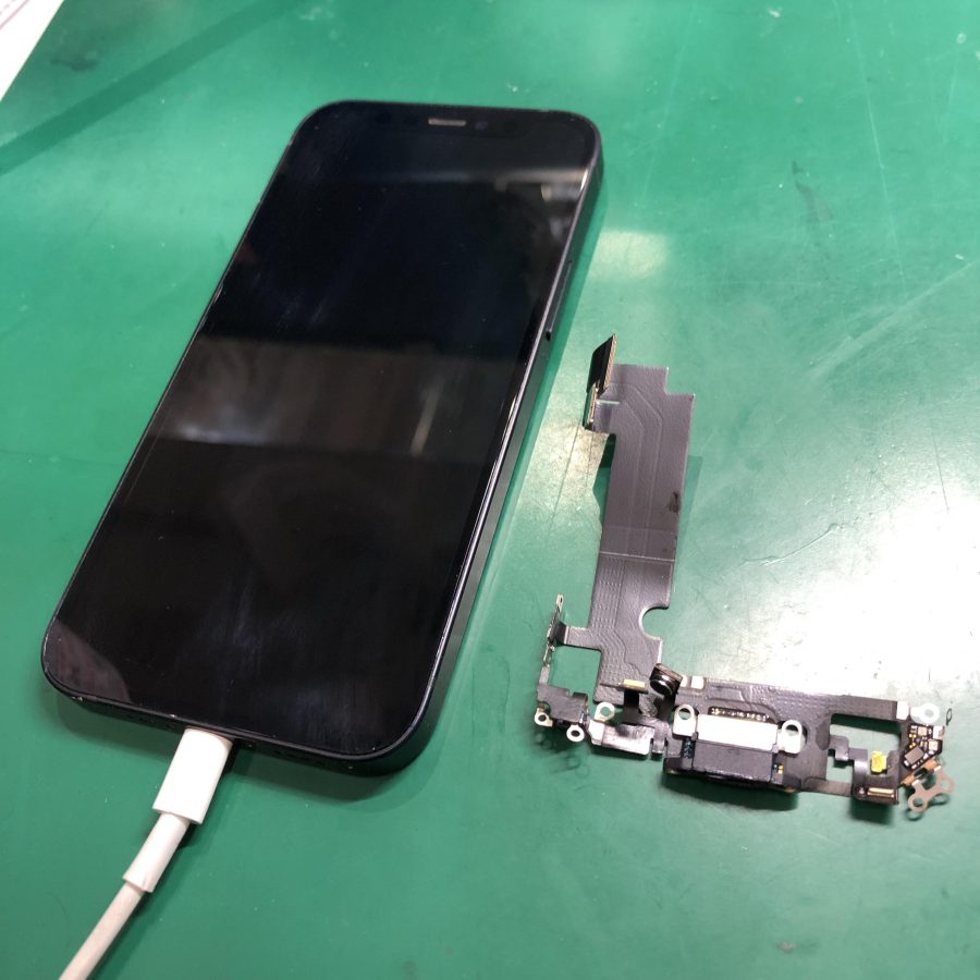 充電できなくなったiPhone12Mini（アイフォン12ミニ）の充電コネクタ交換は、データそのまま・最短即日修理